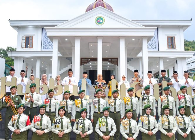 
					Perkuat Fungsi Strategis Masjid dan Auditorium, Gubernur Khofifah Dorong Inovasi Berkelanjutan di SMAN 5 Taruna Brawijaya