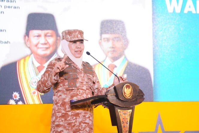 
					Jatim Provinsi Pertama Selenggarakan Retreat Kepala Perangkat Daerah, Komitmen Gubernur Khofifah Kawal Program Pemerintah Pusat