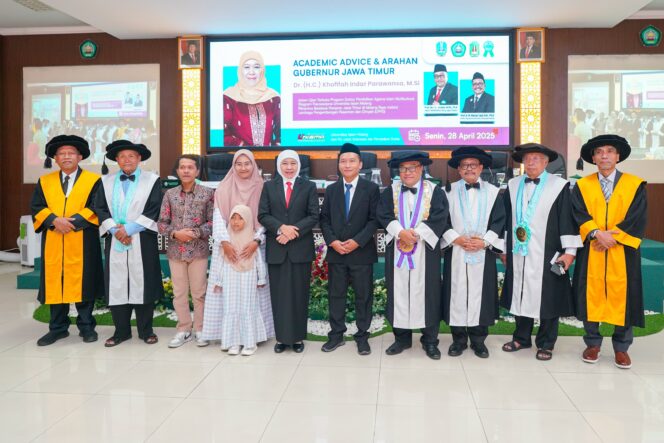 
					Pemprov Jatim Kembali Lahirkan Doktor, Gubernur Khofifah Ungkap Enam Tahun Terakhir Sebanyak 6.846  Beasiswa Digelontorkan mulai S1 Hingga S3
