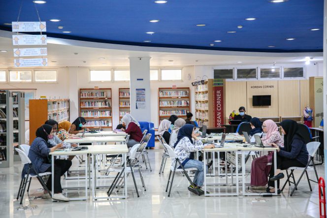 
					Dispusip Surabaya Kembangkan Aplikasi Banpusboyo untuk Standarisasi Perpustakaan dan Gaet Minat Baca Generasi Z