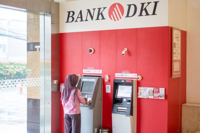 
					Gubernur Pramono Dorong Transformasi Bank DKI