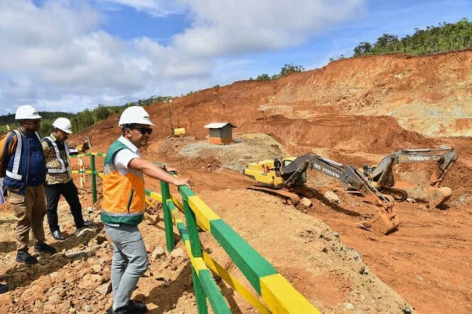 
					Masyarakat Pulau Gag Meminta Aktivitas Tambang Nikel Dilanjutkan