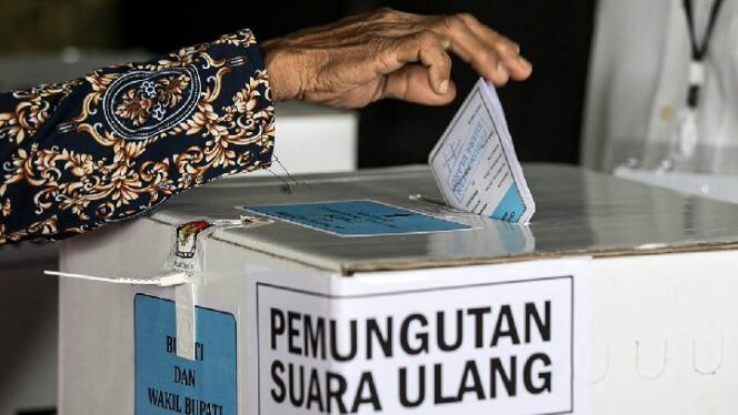 
					Kemendagri Dalami Jeda Pemilu Nasional dan Daerah dari Putusan MK