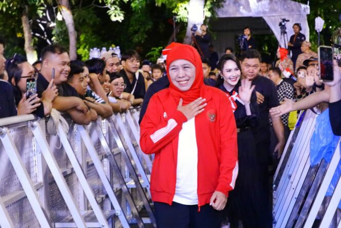 
					Puluhan Ribu Masyarakat Jatim Meriahkan Pesta Rakyat HUT ke-80 Kemerdekaan RI Bersama Gubernur Khofifah dan Wagub Emil