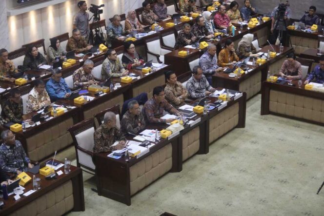 
					Menkeu Purbaya Tegaskan Anggaran Kemenkeu 2026 untuk Stabilitas Fiskal dan Ekonomi yang Inklusif Berkelanjutan