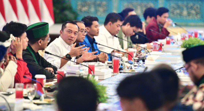 
					Mensesneg dan Mendiktisaintek Dengar Aspirasi Mahasiswa di Istana