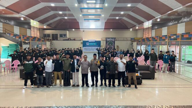 
Rektor Unipdu Jombang Hadiri Pembukaan Internasional Forum dalam Musywil ke-IV UKM Pagar Nusa Jawa Timur