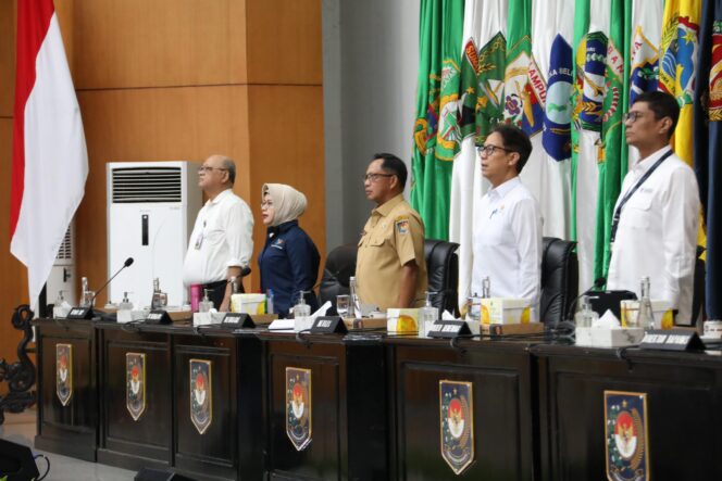 
Optimalkan Bonus Demografi, Mendagri Minta Daerah Dukung Program Pemeriksaan Kesehatan Gratis