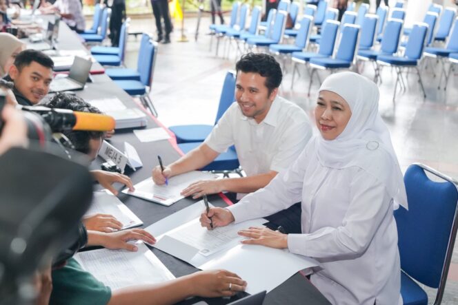 
Jalani Tes Kesehatan Jelang Pelantikan, Gubernur dan Wagub Jatim Terpilih Dipastikan Dalam Kondisi Sehat