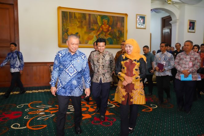 
Bahas Angkutan Lebaran Bersama Menhub RI, Gubernur Khofifah Pastikan Jatim Siap Sinergi Wujudkan Kelancaran Arus Mudik 2025