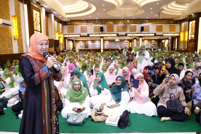 
Gubernur Khofifah Bersama Gubernur Sherly Kompak Apresiasi Program Sedekah 5 Ribu Telur Muslimat NU Malut Untuk Cegah Stunting dan Bantu Warga Miskin Ekstrim