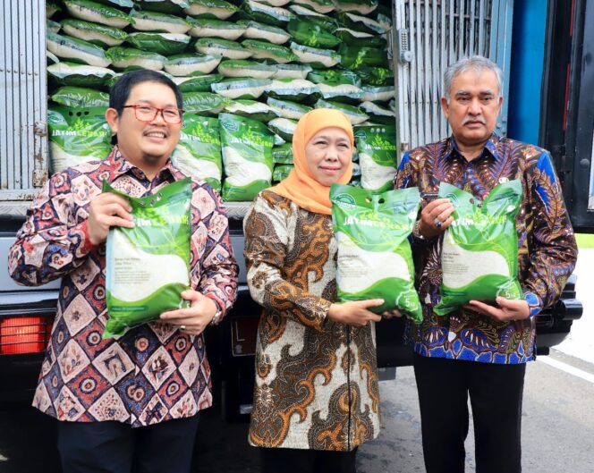
Gubernur Khofifah Optimis Lumbung Pangan EPIK Mobile Mampu Mengendalikan Harga Sembako di Jatim