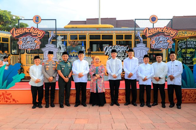 
Luncurkan Si Mas Ganteng 2, Gubernur Khofifah Sebut Beri Dampak Positif Sosial Ekonomi  Bagi Integrasi Layanan Transportasi Hingga Pelosok Kecamatan di Tuban