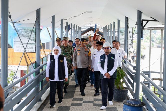 
Gubernur Khofifah Ingatkan Destinasi Wisata Beri Layanan Terbaik, Pemkab Banyuwangi Siap Sambut Libur Lebaran