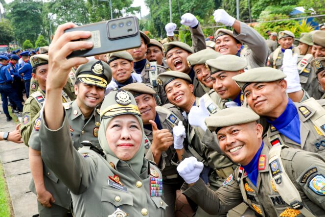 
					Gubernur Khofifah Minta Kuatkan Etos Kerja, Lindungi dan Layani Masyarakat Jawa Timur