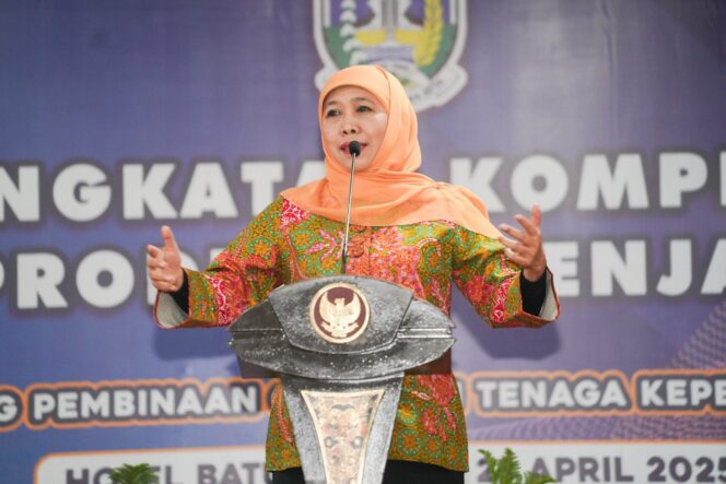 
Gubernur Khofifah Tekankan Jaga Kualitas Pendidikan Jatim, Wujudkan SPMB Berintegritas dan Obyektif