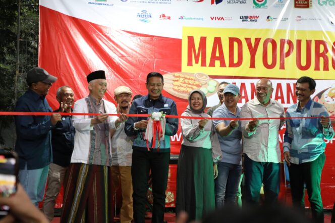 
Wali Kota Malang Buka Kuliner Madyopuro Mangano