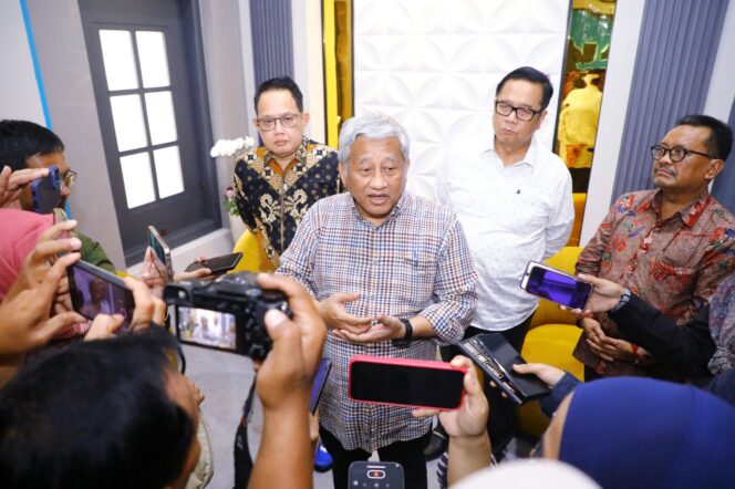 
Bentuk Pansel, Pemprov Ambil Langkah Kongkret Penguatan Kinerja Bank Jatim Melalui Perubahan Direksi dan Komisaris