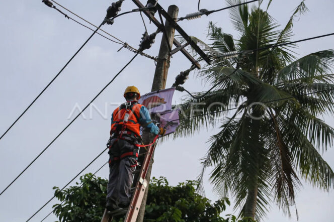 
Hari Kebangkitan Nasional, PLN Berikan Diskon 50 Persen Tambah Daya