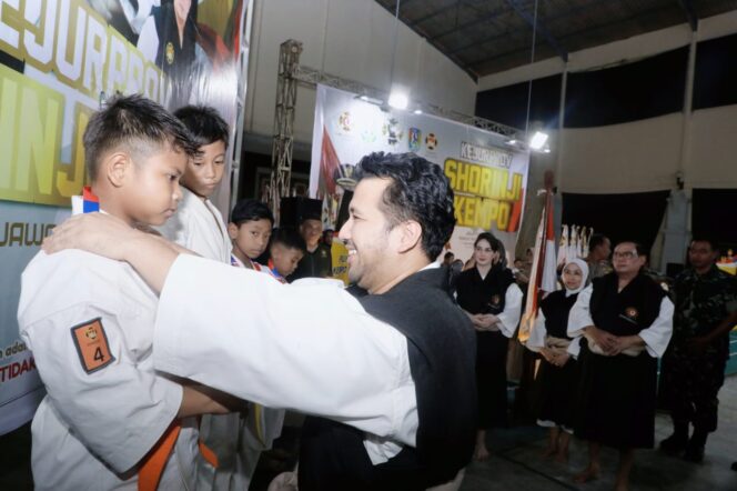 
Wagub Emil Dardak Optimis Kejurprov Shorinji Kempi Lahirkan Atlet Berprestasi di Tingkat Nasional dan Internasional