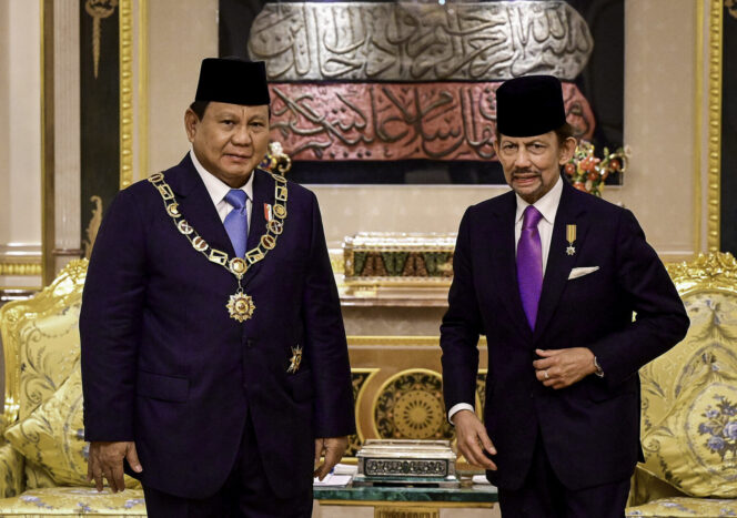 
Presiden Prabowo Dianugerahi Bintang Kebesaran Tertinggi Brunei Darussalam