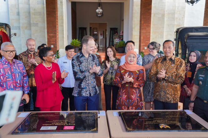 
					Resmikan Kampus King’s College London di KEK Singhasari Malang, Gubernur Khofifah: Jatim Siap Cangkok SDM Berkualitas Dunia