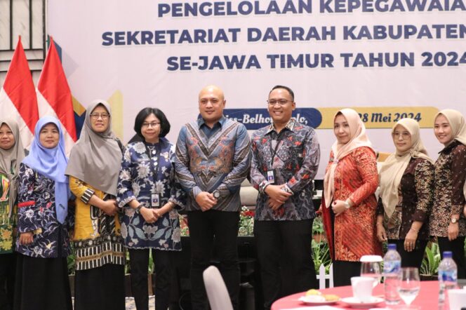 
Aplikasi SMART Permudah Layanan Kepegawaian di Setda Pemprov Jatim