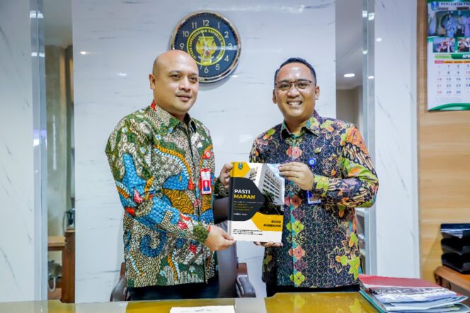 
Biro Adpim Luncurkan Inovasi PASTI MAPAN, Permudah Penggelolaan Materi, Komunikasi dan Dokumentasi Humas Pemprov Jatim