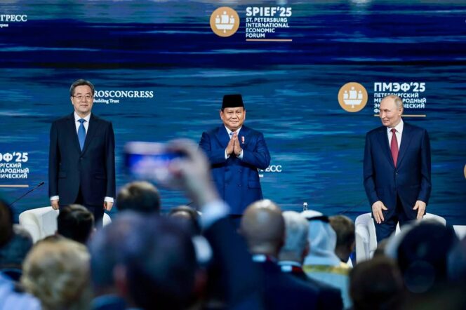 
SPIEF 2025: Prabowo Tegaskan Indonesia Negara Non-Blok yang Bebas Aktif