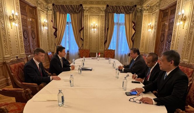 
Indonesia dan Uni Ekonomi Eurasia Perkuat Diplomasi Ekonomi