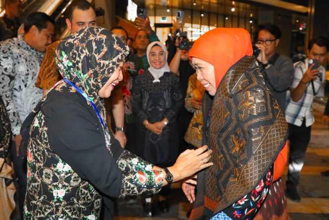 
					Kualitas SDM Mengalami Peningkatan Dahsyat, Gubernur Khofifah Apresiasi Masyarakat Asal Jatim di NTB