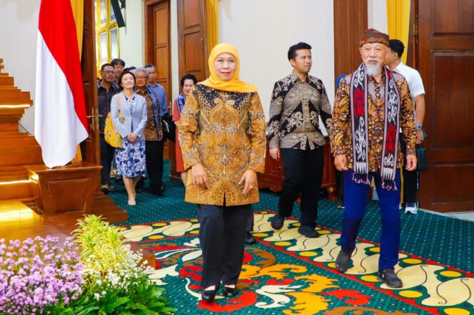 
Gubernur Khofifah Menerima Kunjungan Pimpinan The Nippon Foundation  Yang Dipimpin Mr. Sasakawa Untuk  Percepat Eliminasi  Kusta Di Jatim