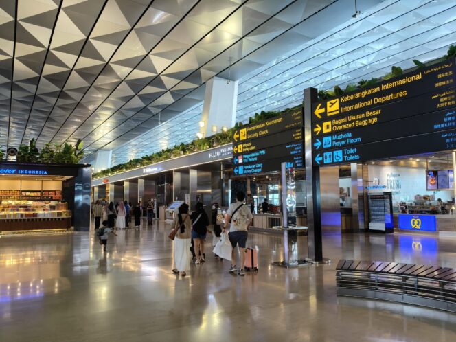 
Indonesia Airlines belum Bisa Terbang, Kemenhub: Sertifikat Menunggu Terverifikasi