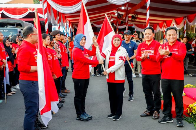 
					Gubernur Khofifah Berangkatkan 361 Tim Ekspedisi 80 Arjuno, Ajak Rawat Nasionalisme Lewat Kibaran Bendera Merah Putih dan Konservasi Alam