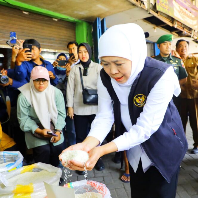
					Respon Naiknya Harga Beras di Pasar, Gubernur Khofifah Tegas Instruksikan Jaga Kelancaran Distribusi Beras SPHP