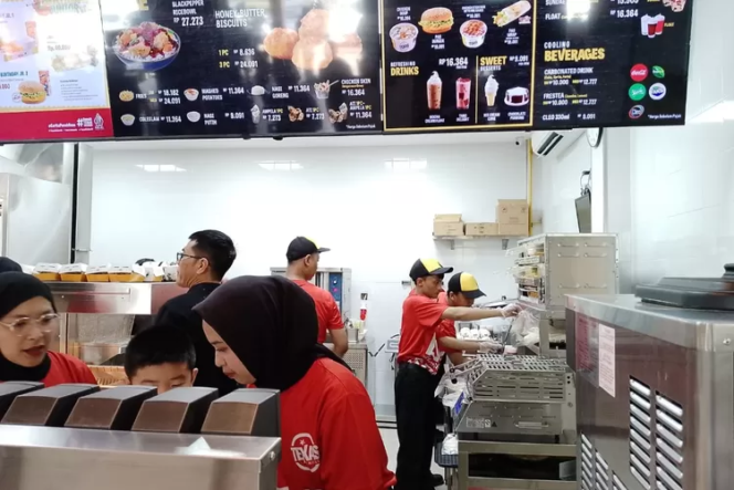 
Perekonomian Indonesia Positif, Pewaralaba Kuliner Optimistis dalam Berekspansi
