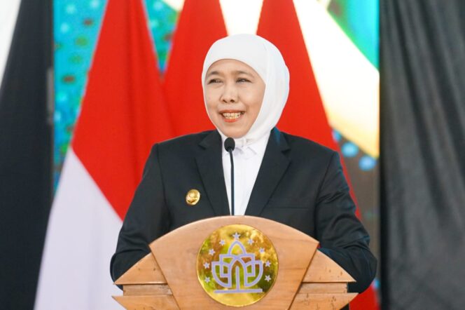 
					Gubernur Khofifah: Pendidikan Tak Boleh Stagnan, Wisudawan Harus Kreatif dan Berdaya Saing Global