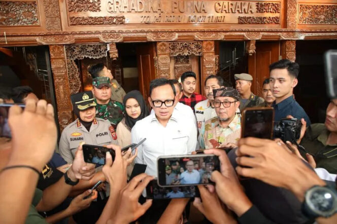 
Wamendagri Ingatkan Pemda untuk Pulihkan Kondisi usai Aksi Massa