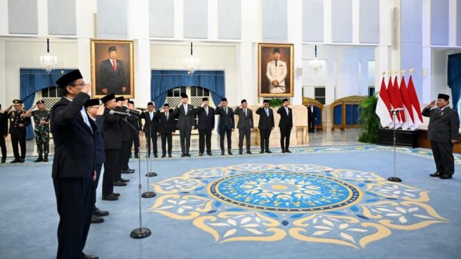 
Empat Menteri dan Satu Wamen Dilantik, Ini Daftar Namanya