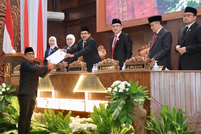 
					Gubernur Khofifah Apresiasi Sinergi DPRD Jatim, P-APBD 2025 Fokuskan pada Sektor Kerakyatan dan Inklusivitas