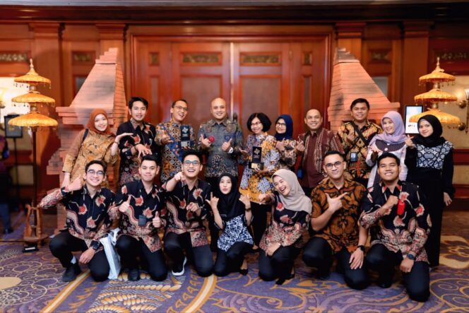 
Apresiasi Nasional, Biro Adpim Jatim Dinobatkan sebagai Gold Winner dan Silver Winner AHI 2025