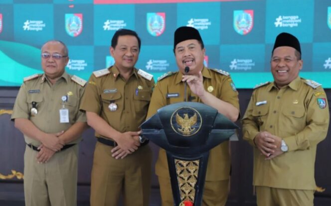 
					Membangun Pemerintahan Daerah Jombang yang Kuat, Bupati Warsubi Gunakan Mutasi untuk Menata Sistem