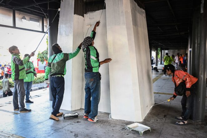 
					Menhub Apresiasi Gotong Royong Warga Rawat Transportasi Umum Pascaunjuk Rasa