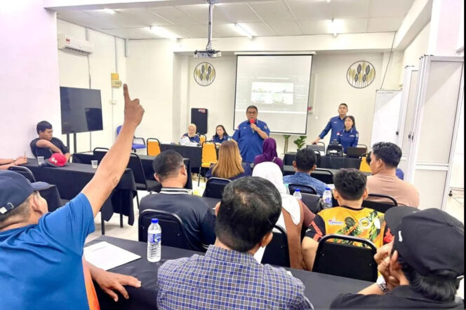 
Warung Konsuler di KJRI Johor Bahru Perkuat Kehadiran Negara untuk WNI