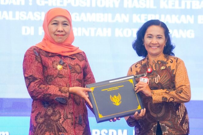 
Tegaskan Pentingnya Lompatan Inovasi, Gubernur Khofifah Ajak Peserta PKN II Terjemahkan Kebijakan ke Aksi