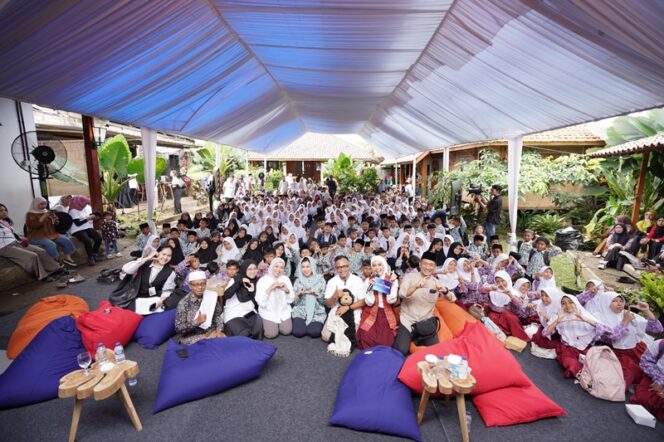 
					Kemkomdigi Perkuat Literasi Digital Anak Melalui Forum Sahabat Tunas di Sukabumi