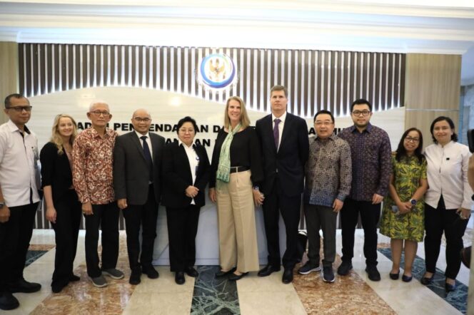 
Ribuan Kontainer Udang RI Akhirnya Boleh Masuk ke AS