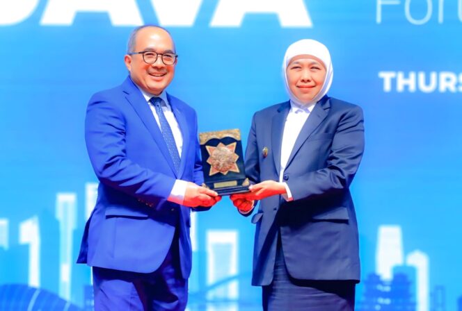 
Gubernur Khofifah Pimpin 21 Transaksi Strategis, Nilai Perdagangan Jatim–Singapura Melonjak Tajam