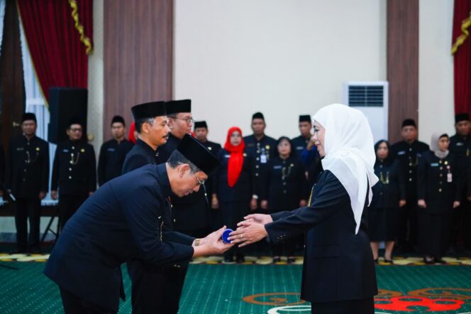 
					Gubernur Khofifah Apresiasi Prestasi Nasional, Minta Kepala Sekolah Tingkatkan Kolaborasi Lintas Jenjang Pendidikan