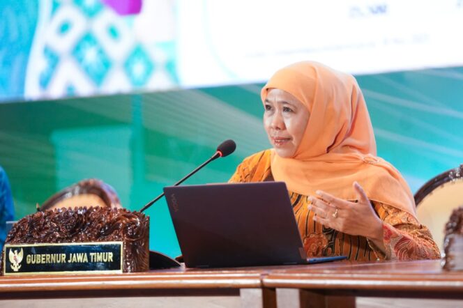 
					Gubernur Khofifah: Sinergi Lintas Sektor Kunci Menjaga Inflasi Jatim Tetap Terkendali di Tengah Kenaikan Permintaan Akhir Tahun